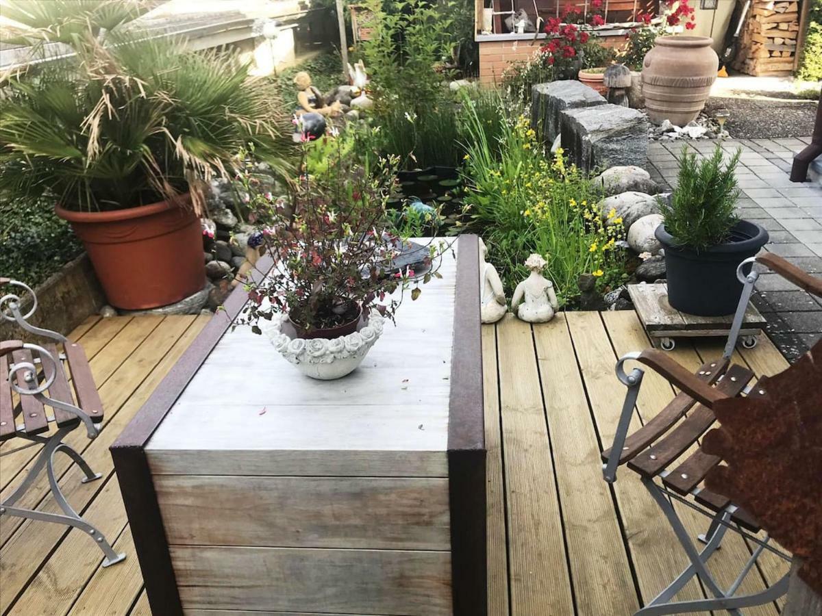 Gartenzimmer Rubigen Екстериор снимка