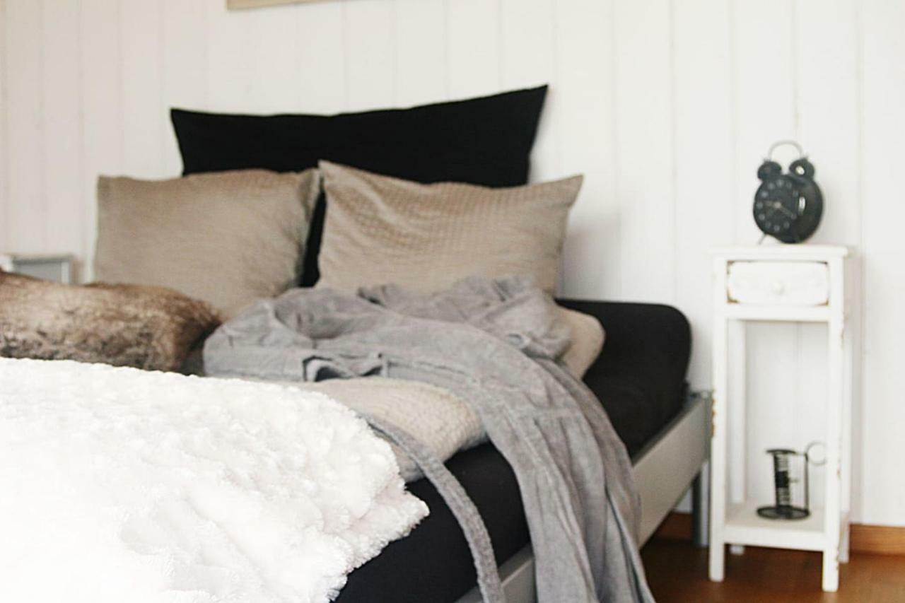 Gartenzimmer Rubigen Екстериор снимка